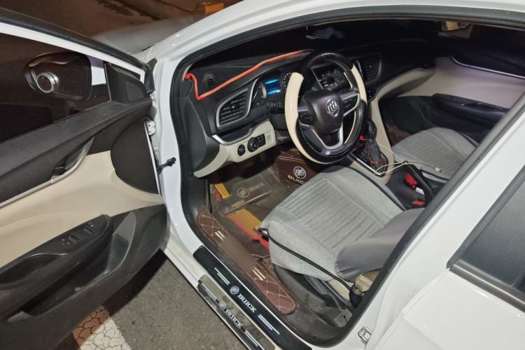 Used Buick GT 2019 15T Dual-Clutch Connected Elite Model China VI Driver Seat