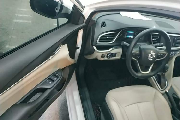 Used Buick GT 2019 15T Dual-Clutch Connected Elite Model China VI Driver Seat