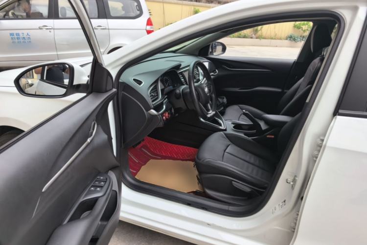 Used Buick GT 2019 18T Automatic Connected Elite Model China VI Standard Driver Seat