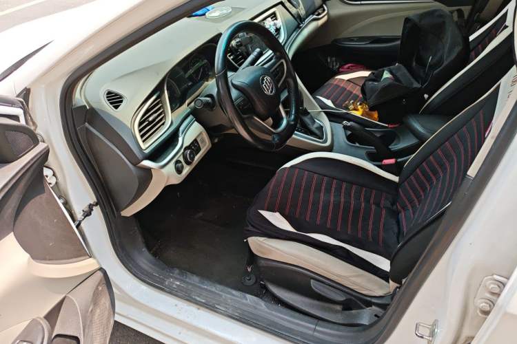 Used Buick GT 2019 15T Dual-Clutch Connected Elite Model China VI Driver Seat