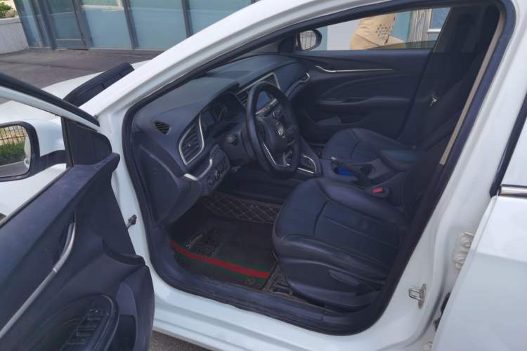 Used Buick GT 2019 18T Automatic Connected Elite Model China V Standard Driver Seat