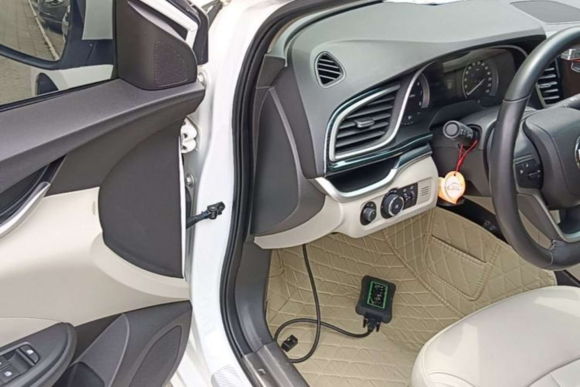 Used Buick GT 2019 15T Dual-Clutch Connected Elite Model China VI Driver Seat