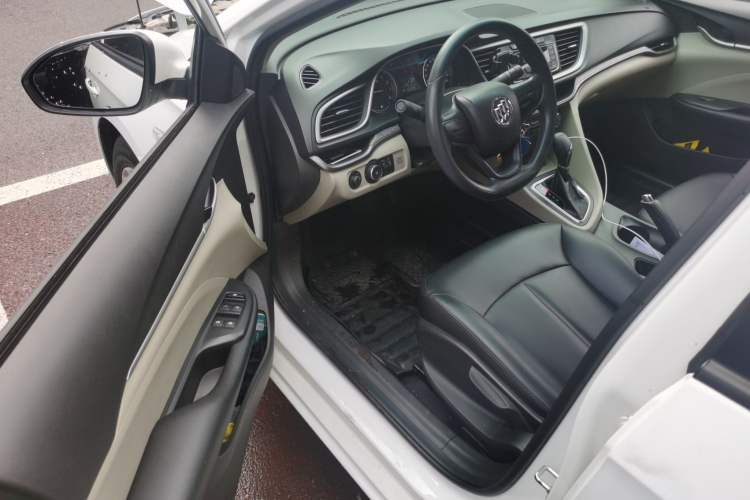 Used Buick GT 2019 15T Dual-Clutch Advanced Version China VI Standard Driver Seat