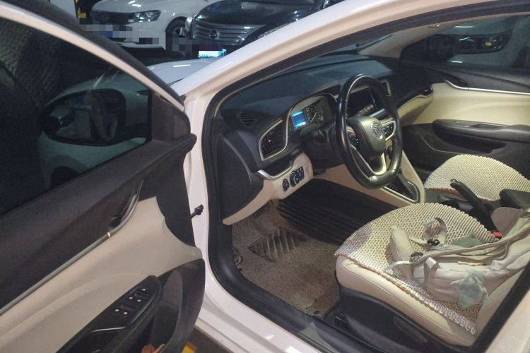 Used Buick GT 2019 15T Dual-Clutch Connected Elite Model China VI Driver Seat