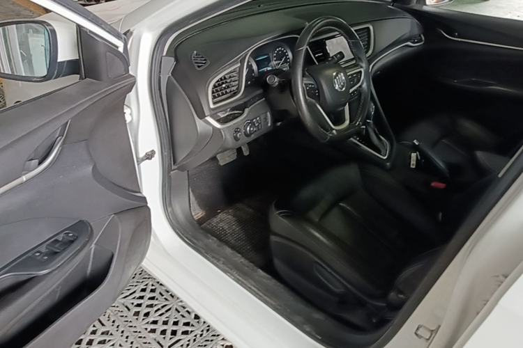 Used Buick GT 2019 18T Automatic Connected Elite Model China VI Standard Driver Seat
