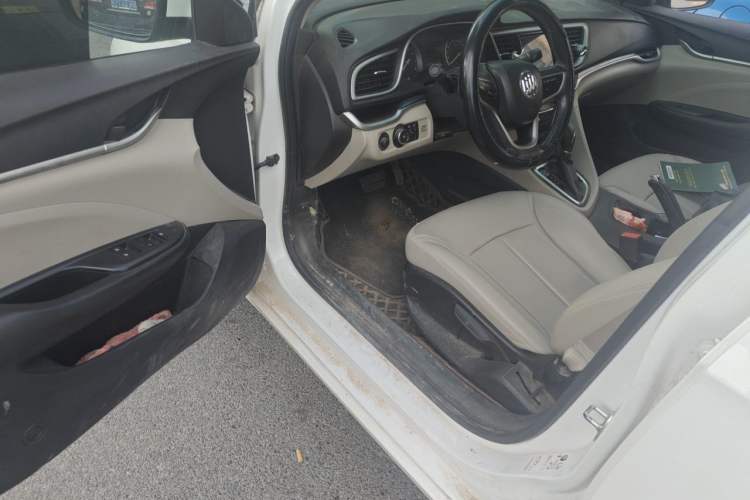 Used Buick GT 2019 15T Dual-Clutch Connected Elite Model China VI Driver Seat