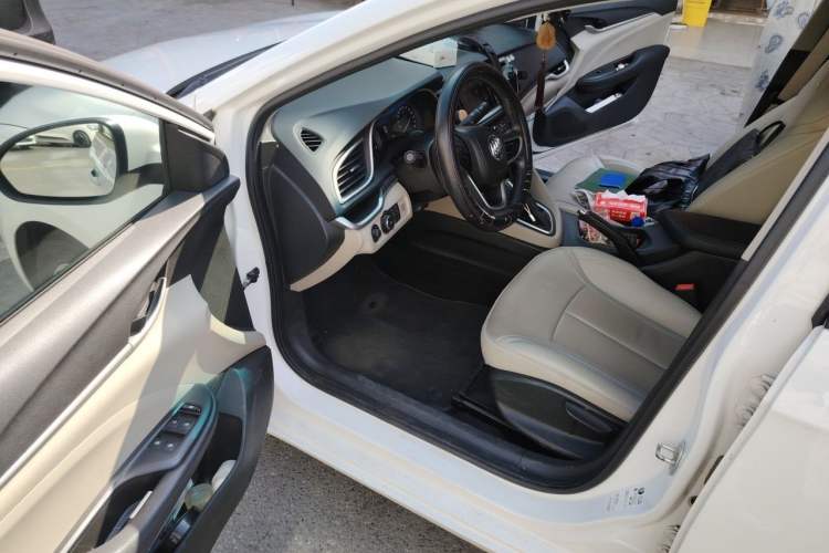 Used Buick GT 2019 15T Dual-Clutch Connected Elite Model China VI Driver Seat