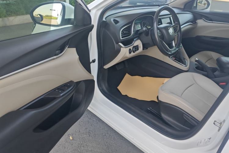 Used Buick GT 2019 15T Dual-Clutch Connected Elite Model China VI Driver Seat