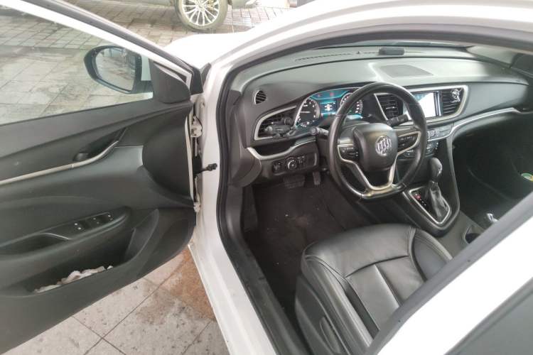 Used Buick GT 2019 18T Automatic Connected Elite Model China VI Standard Driver Seat