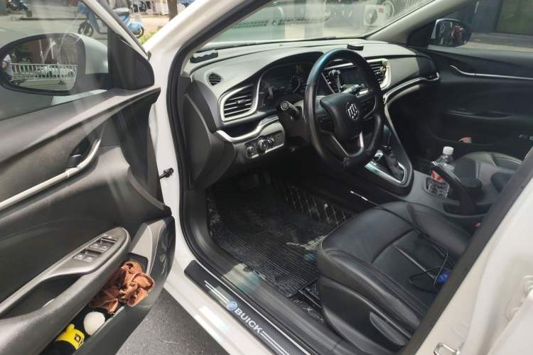Used Buick GT 2019 18T Automatic Connected Elite Model China VI Standard Driver Seat