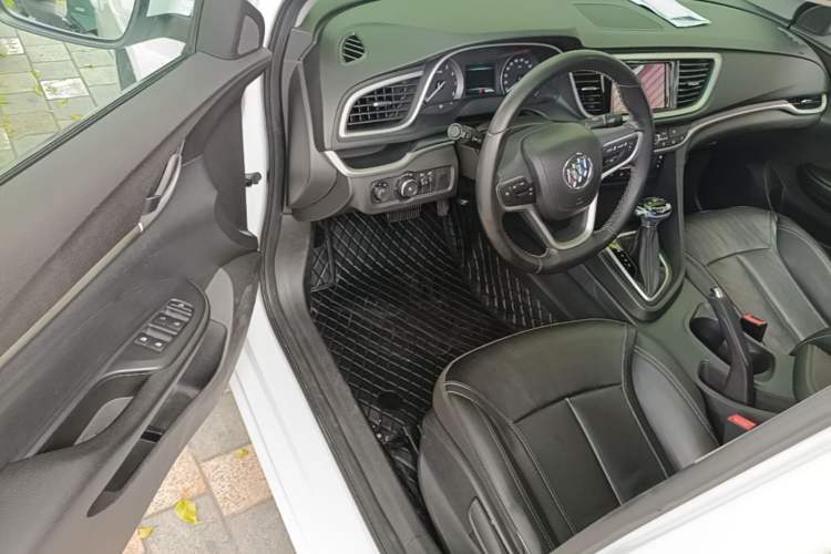 Used Buick GT 2019 18T Automatic Connected Elite Model China VI Standard Driver Seat