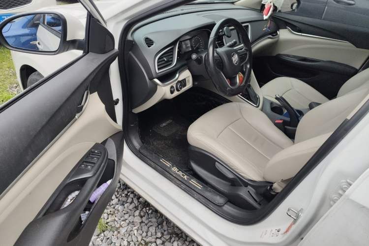 Used Buick GT 2019 15T Dual-Clutch Connected Elite Model China VI Driver Seat