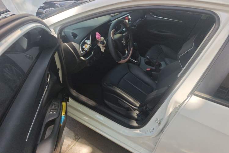 Used Buick GT 2019 18T Automatic Connected Elite Model China V Standard Driver Seat