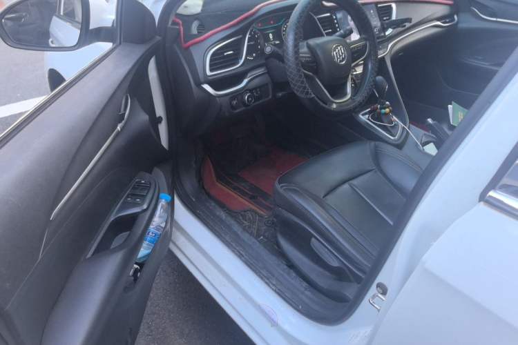 Used Buick GT 2019 18T Automatic Connected Elite Model China VI Standard Driver Seat