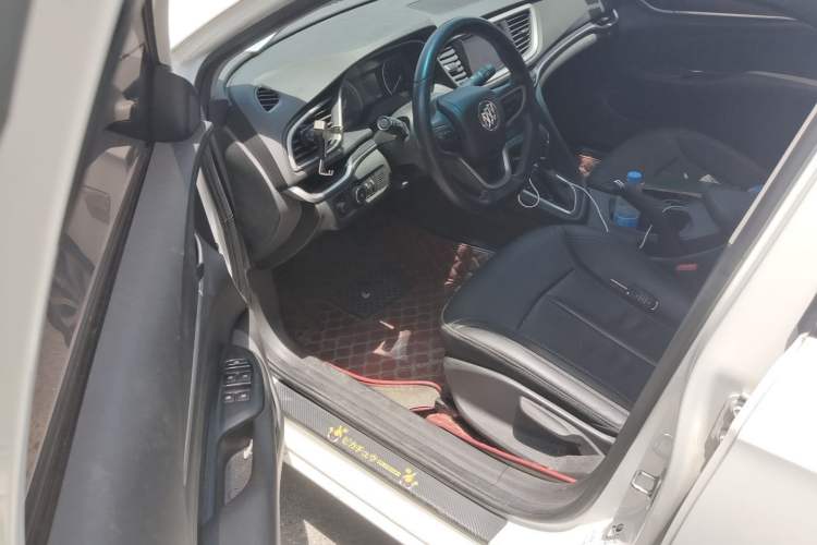 Used Buick GT 2019 18T Automatic Connected Elite Model China VI Standard Driver Seat