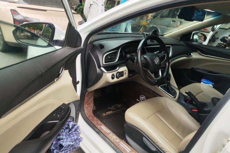 Used Buick GT 2019 15T Dual-Clutch Connected Elite Model China VI Driver Seat