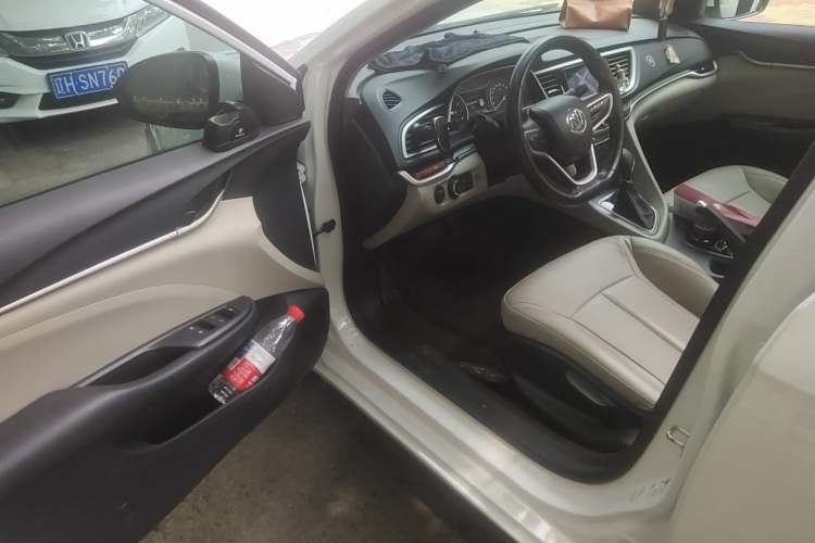 Used Buick GT 2019 15T Dual-Clutch Connected Elite Model China VI Driver Seat