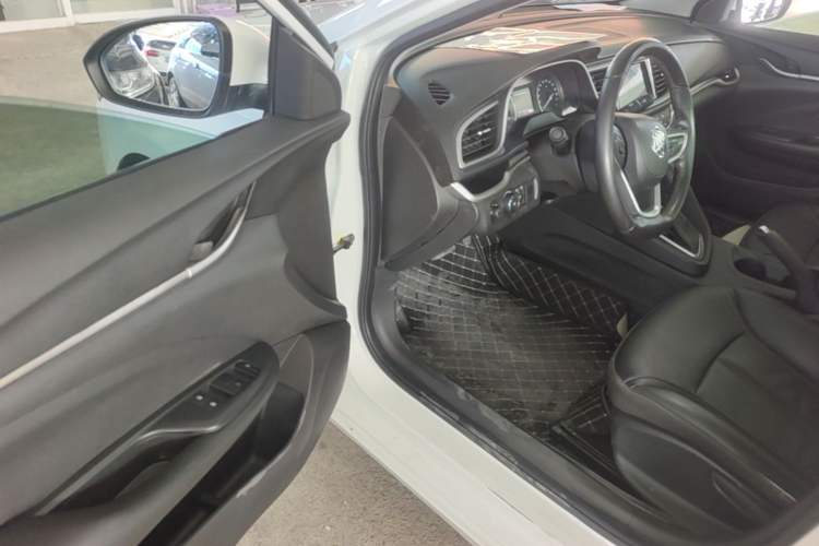 Used Buick GT 2019 18T Automatic Connected Elite Model China VI Standard Driver Seat