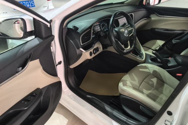Used Buick GT 2019 15T Dual-Clutch Connected Elite Model China VI Driver Seat