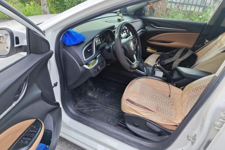 Used Buick GT 2019 18T Automatic Connected Flagship Version China V Standard Driver Seat