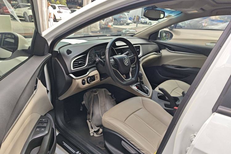 Used Buick GT 2019 15T Dual-Clutch Connected Elite Model China VI Driver Seat