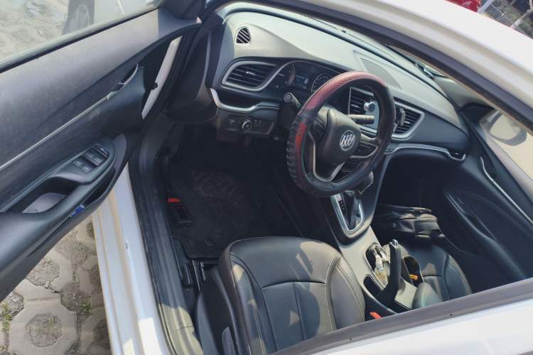 Used Buick GT 2019 18T Automatic Connected Elite Model China VI Standard Driver Seat