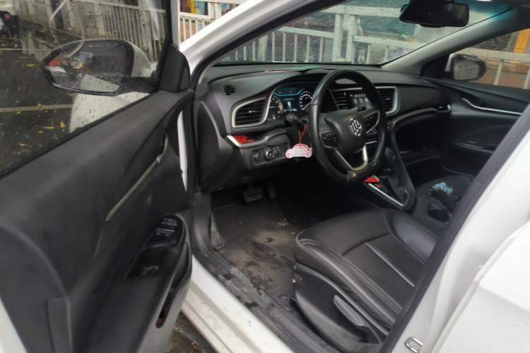 Used Buick GT 2019 18T Automatic Connected Elite Model China VI Standard Driver Seat