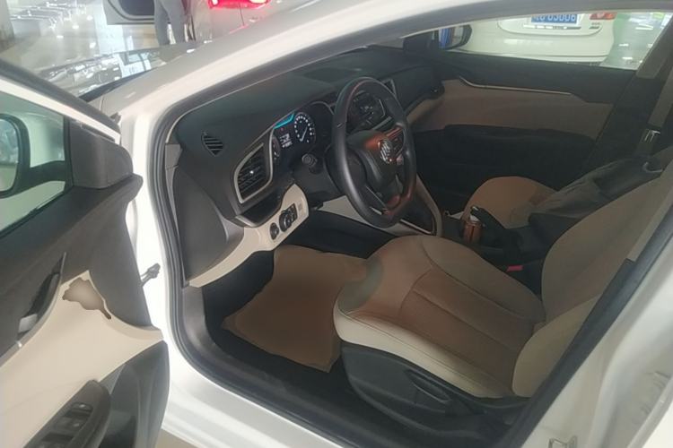 Used Buick GT 2019 15T Dual-Clutch Advanced Version China VI Standard Driver Seat