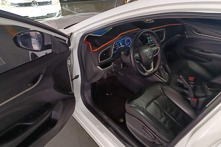 Used Buick GT 2019 18T Automatic Connected Elite Model China VI Standard Driver Seat