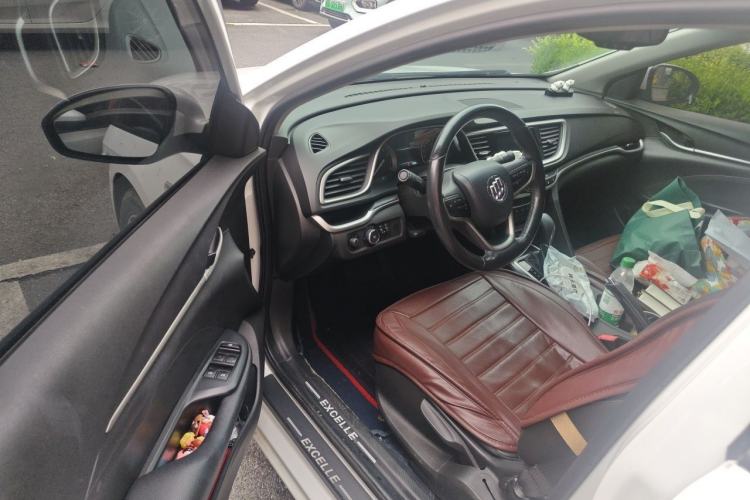Used Buick GT 2019 18T Automatic Connected Elite Model China VI Standard Driver Seat