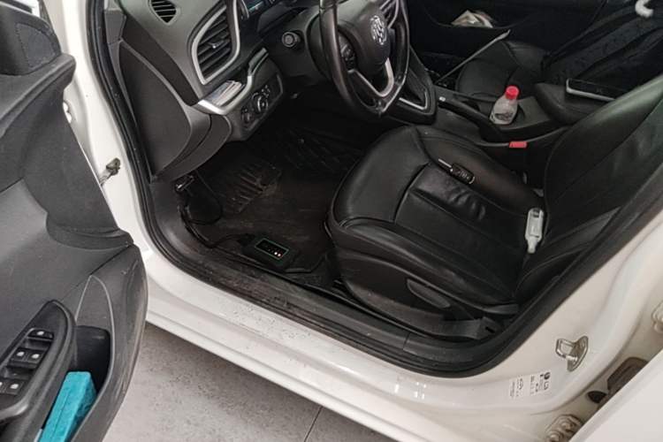 Used Buick GT 2019 18T Automatic Connected Elite Model China VI Standard Driver Seat