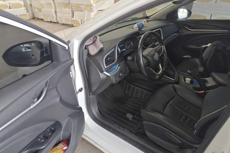 Used Buick GT 2019 18T Automatic Connected Elite Model China V Standard Driver Seat
