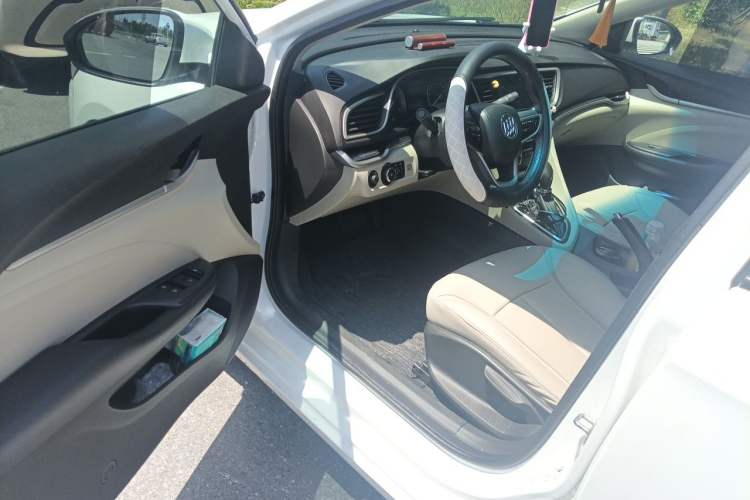 Used Buick GT 2019 15T Dual-Clutch Connected Elite Model China VI Driver Seat