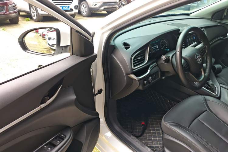 Used Buick GT 2019 18T Automatic Connected Elite Model China VI Standard Driver Seat