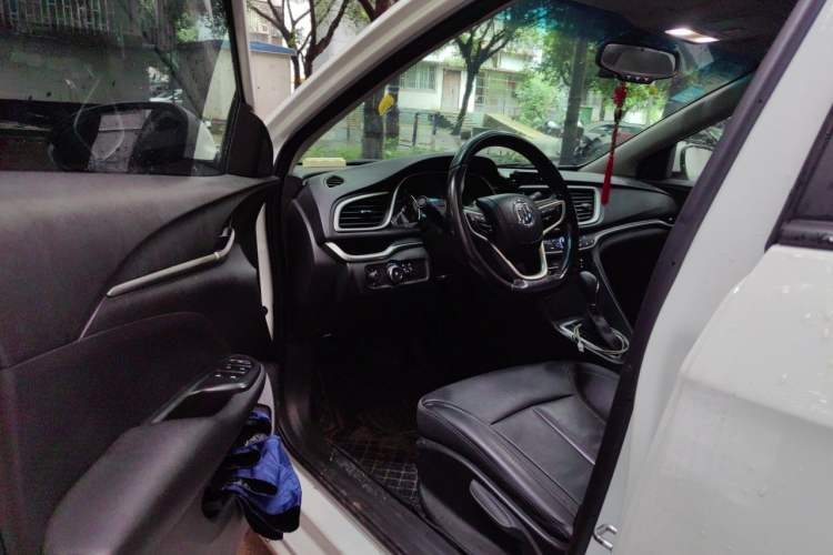 Used Buick GT 2019 18T Automatic Connected Elite Model China VI Standard Driver Seat