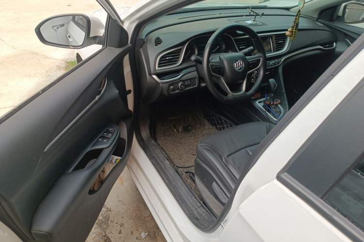 Used Buick GT 2019 18T Automatic Connected Elite Model China VI Standard Driver Seat