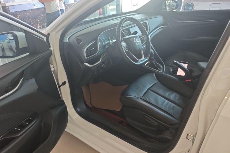Used Buick GT 2019 18T Automatic Connected Elite Model China VI Standard Driver Seat
