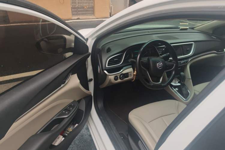 Used Buick GT 2019 15T Dual-Clutch Connected Elite Model China VI Driver Seat
