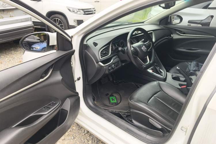 Used Buick GT 2019 18T Automatic Connected Elite Model China VI Standard Driver Seat
