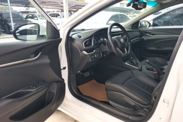 Used Buick GT 2019 18T Automatic Connected Elite Model China VI Standard Driver Seat