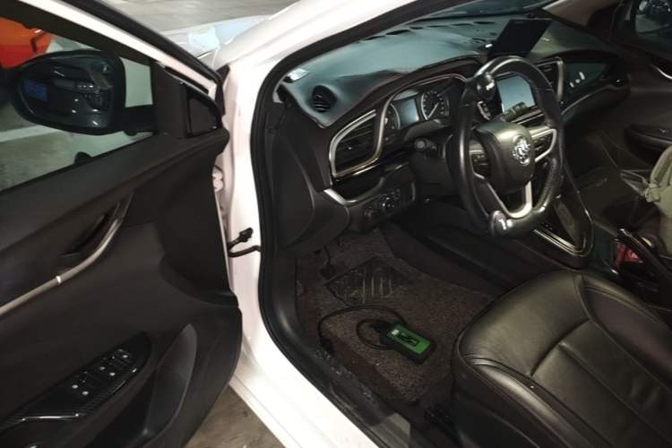 Used Buick GT 2019 18T Automatic Connected Elite Model China VI Standard Driver Seat