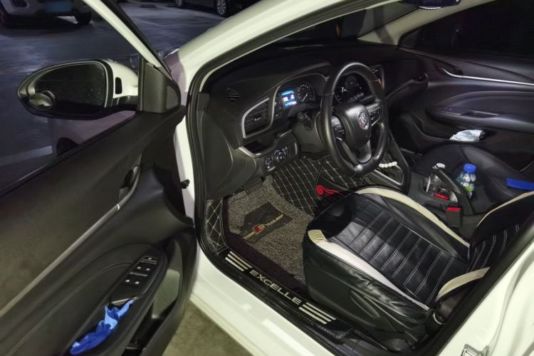 Used Buick GT 2019 18T Automatic Connected Elite Model China V Standard Driver Seat