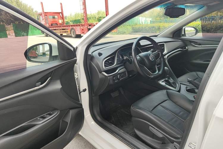 Used Buick GT 2019 18T Automatic Connected Elite Model China VI Standard Driver Seat