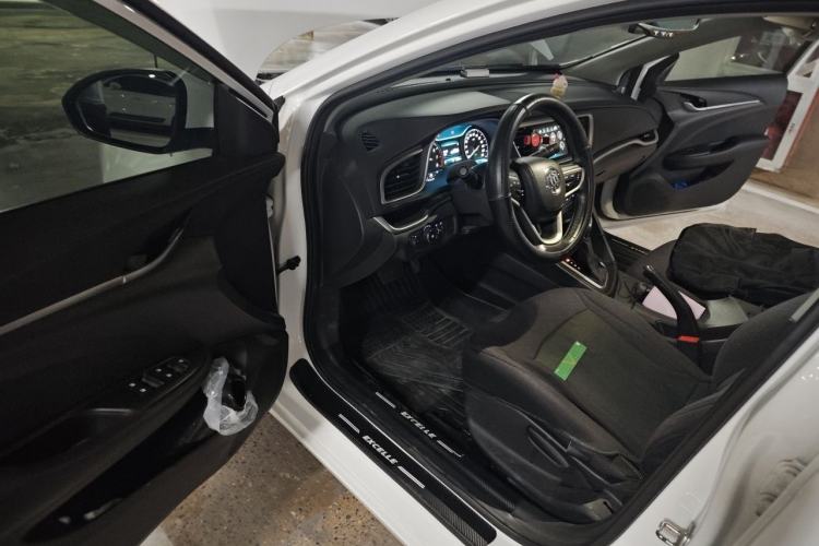 Used Buick GT 2019 18T Automatic Connected Elite Model China VI Standard Driver Seat