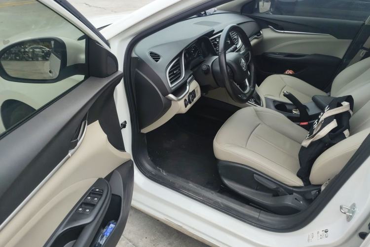 Used Buick GT 2019 15T Dual-Clutch Connected Elite Model China VI Driver Seat