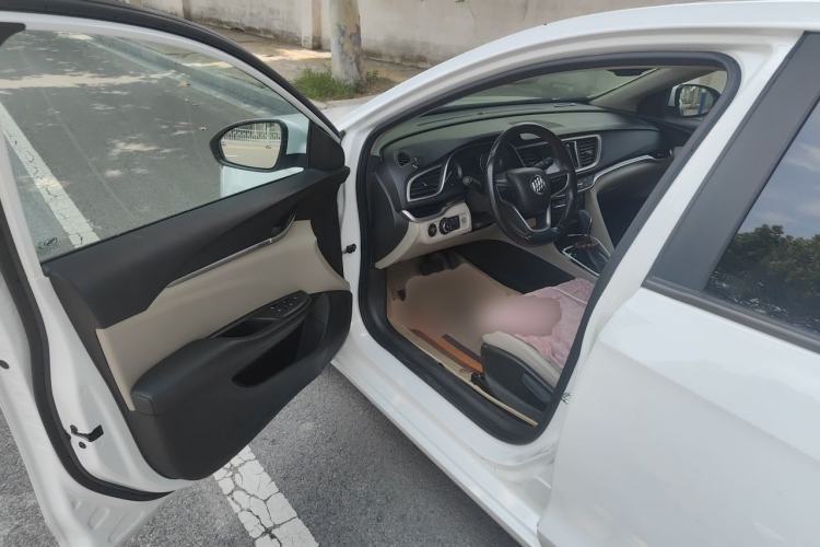 Used Buick GT 2019 15T Dual-Clutch Connected Elite Model China VI Driver Seat