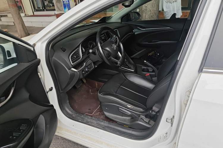 Used Buick GT 2019 18T Automatic Connected Elite Model China V Standard Driver Seat