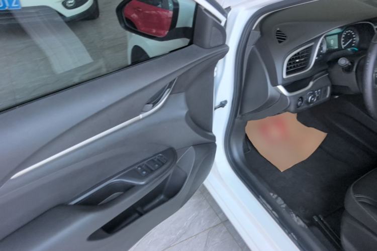 Used Buick GT 2019 18T Automatic Connected Elite Model China VI Standard Driver Seat