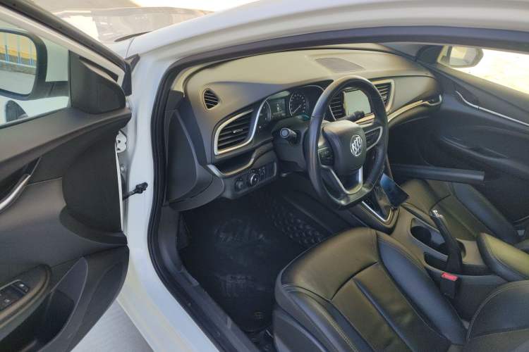 Used Buick GT 2019 18T Automatic Connected Elite Model China VI Standard Driver Seat