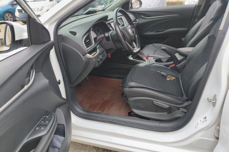 Used Buick GT 2019 18T Automatic Connected Elite Model China VI Standard Driver Seat